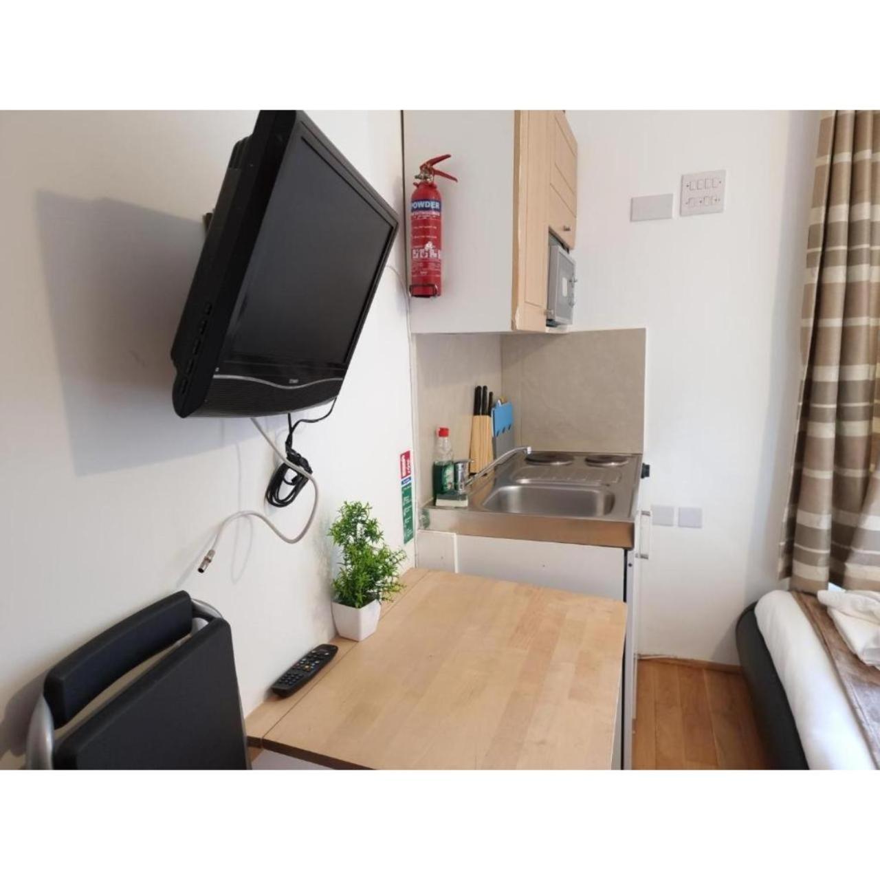 F204-Compact 2Nd Flr Studio Fits 2-Near Hyde Park Londres Exterior foto